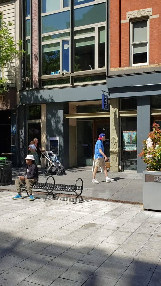Newark Avenue Pedestrian Plaza
