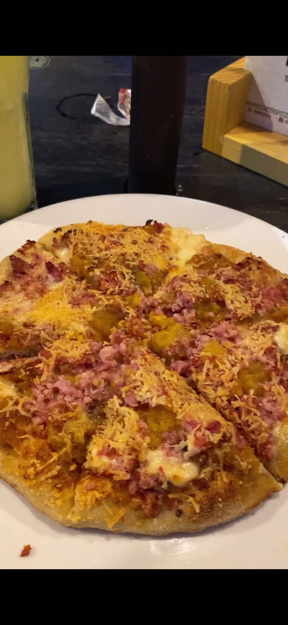 Cheers Pizzería