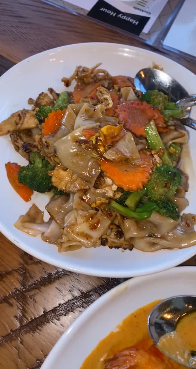 SOI Thai Restaurant & Bar