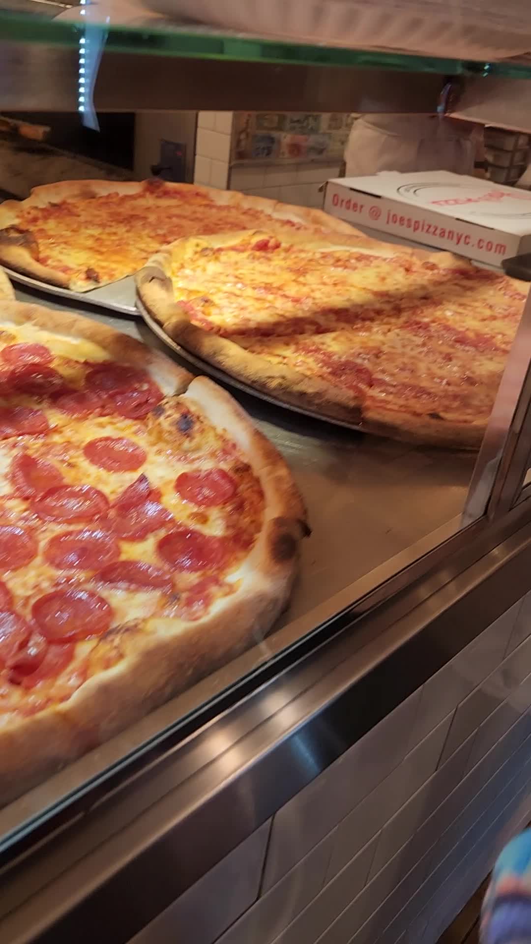 Joe's Pizza