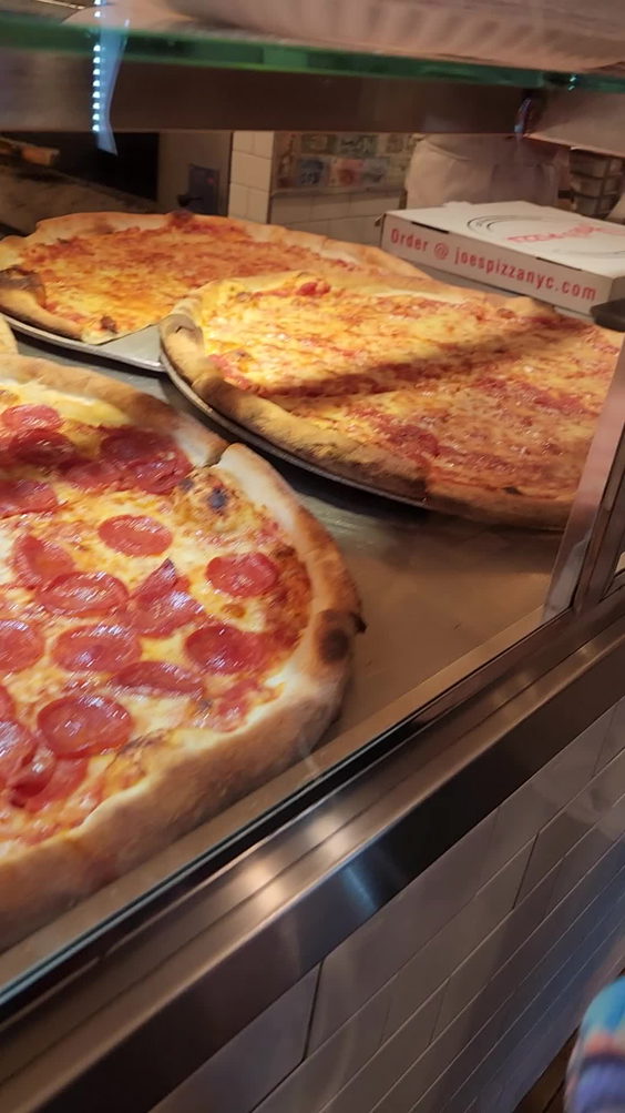 Joe's Pizza