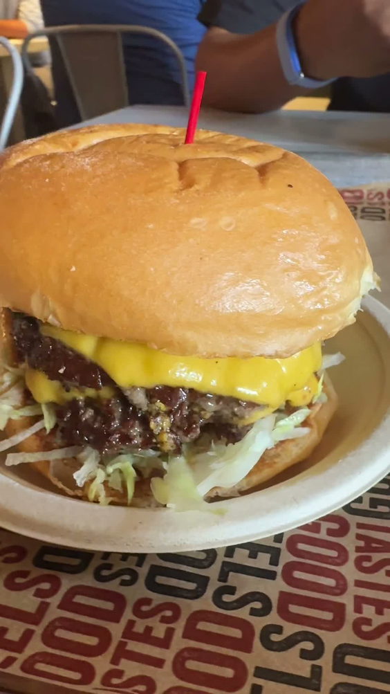 HiHo Cheeseburger