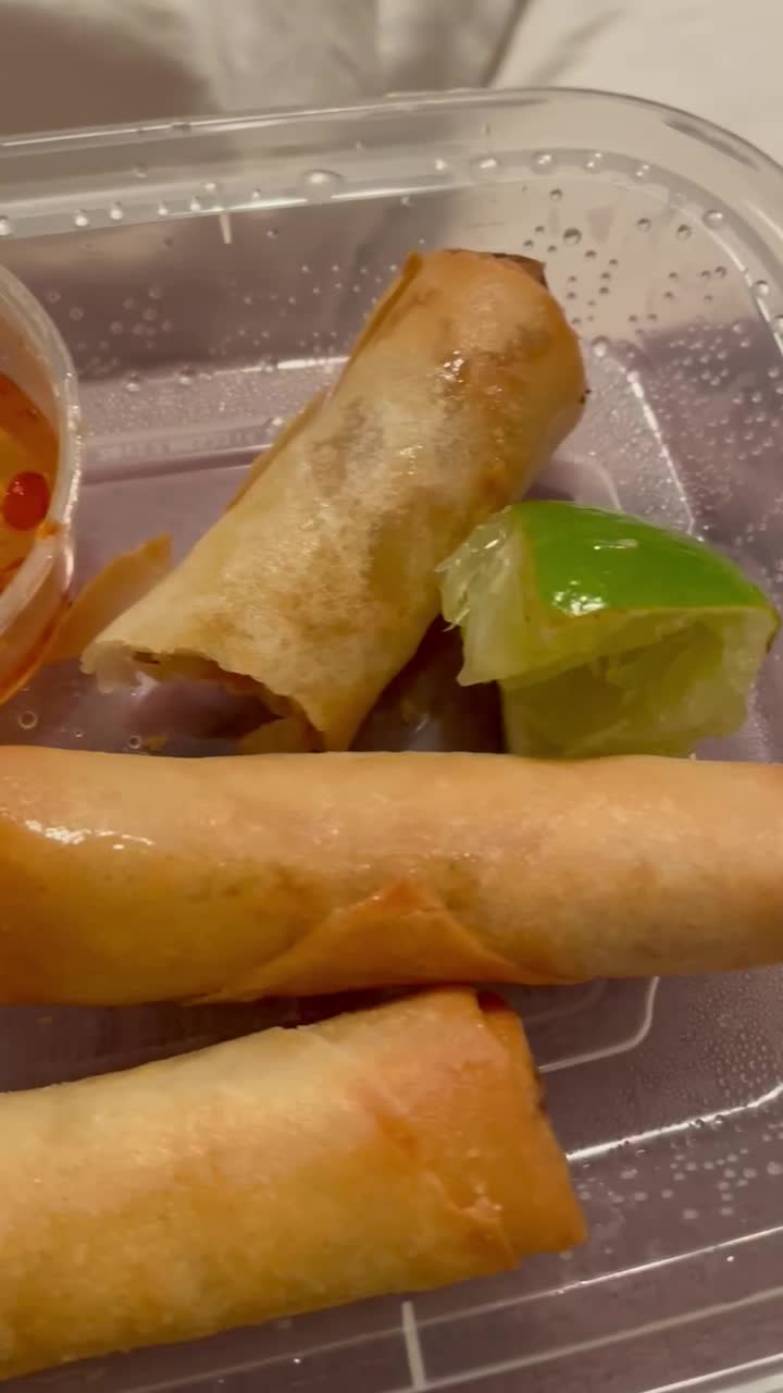 Video review of Tree Top Thai Cuisine