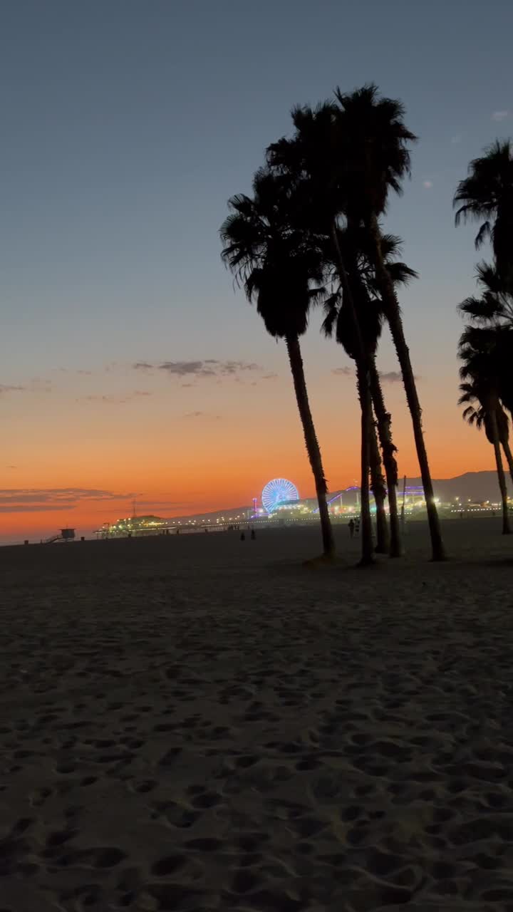 Boardwalk - Santa Monica Beach