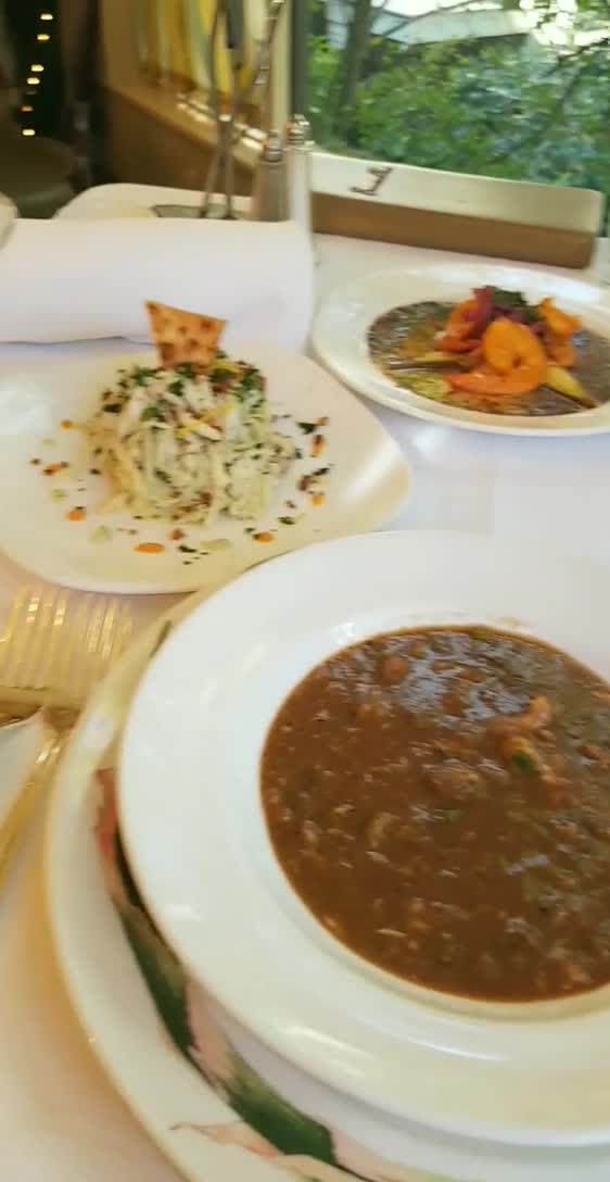 Video review of Commander's Palace