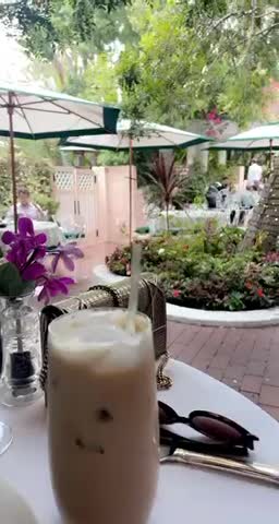 Polo lounge