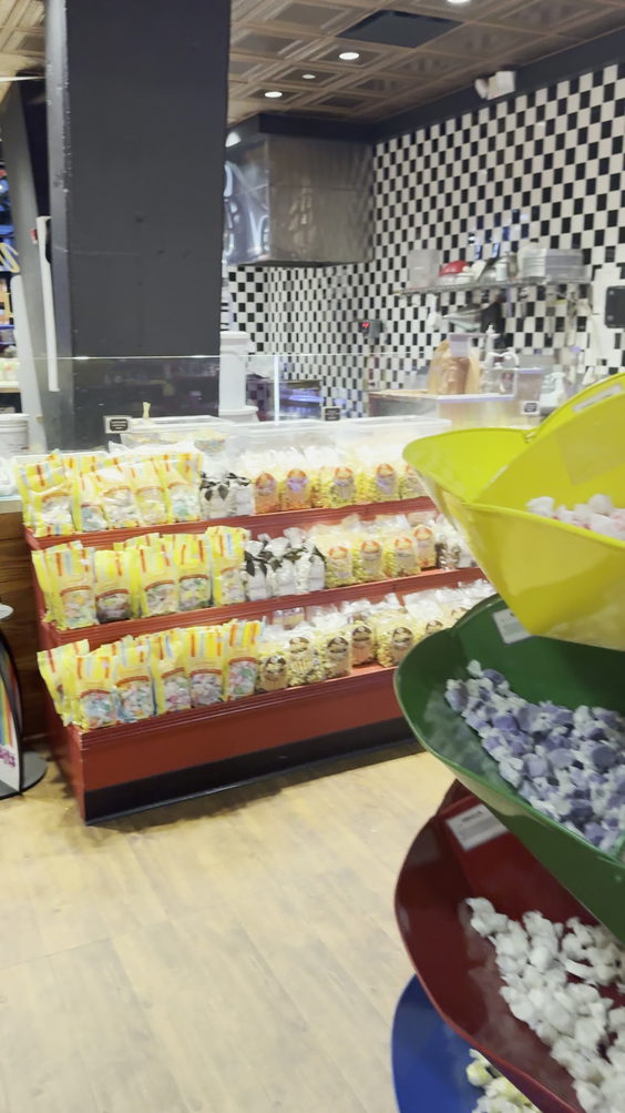 Savanah's Candy Kitchen