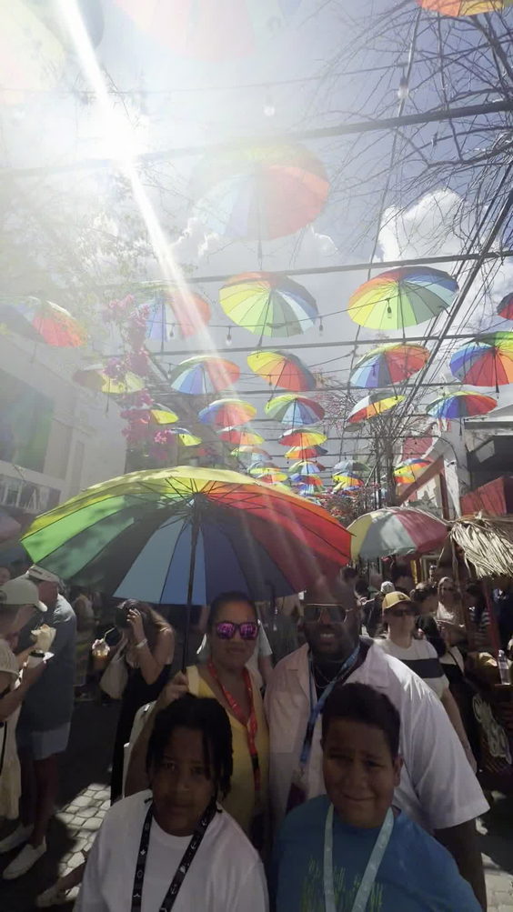 Calle De Las Sombrillas (Umbrella Street)
