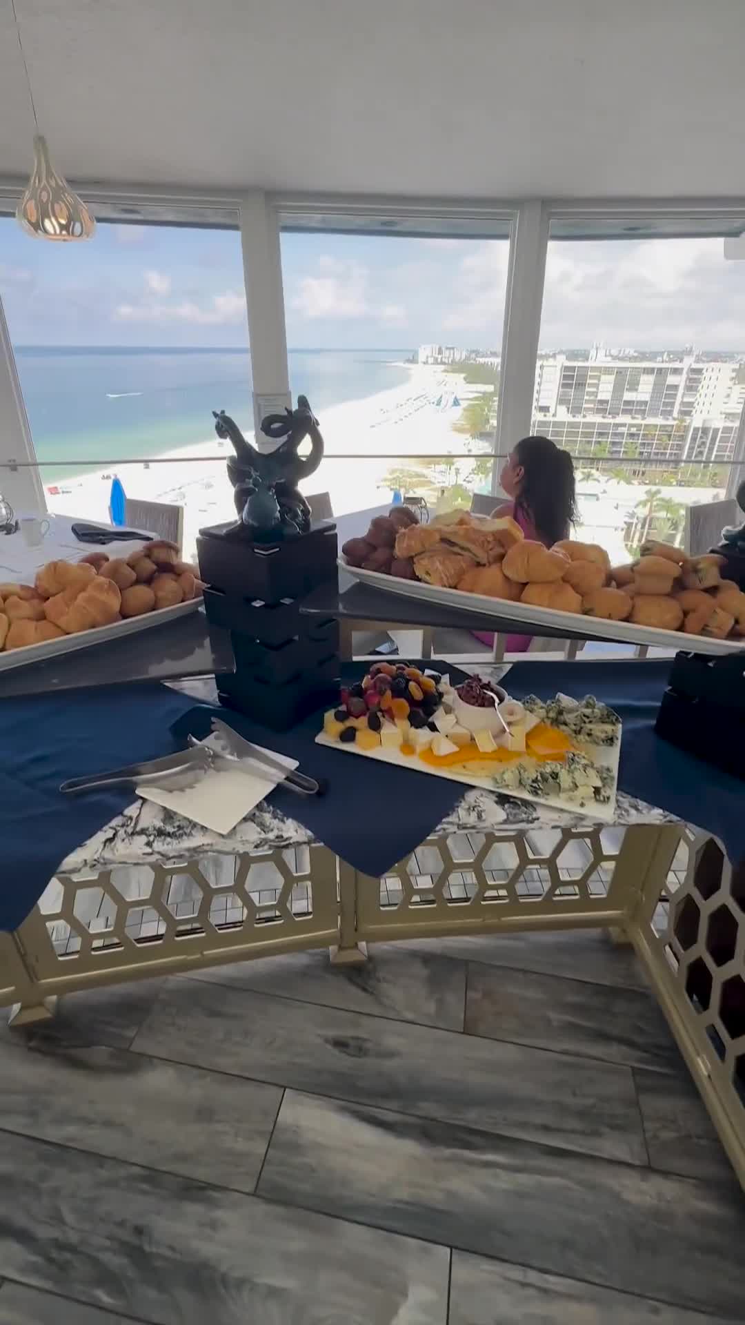 Spinners Rooftop Grille