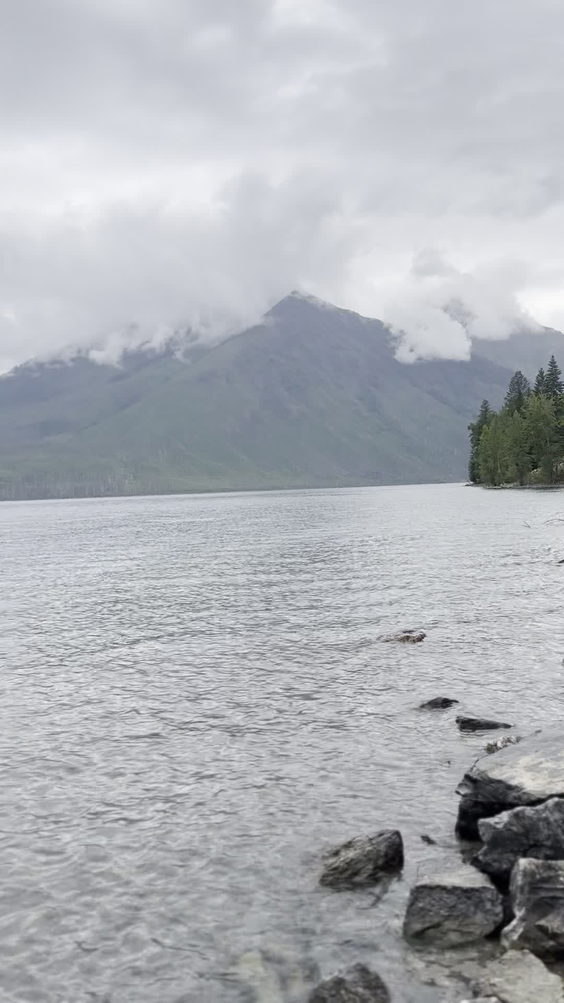 Lake McDonald Lodge, Cabins and Motor Inn