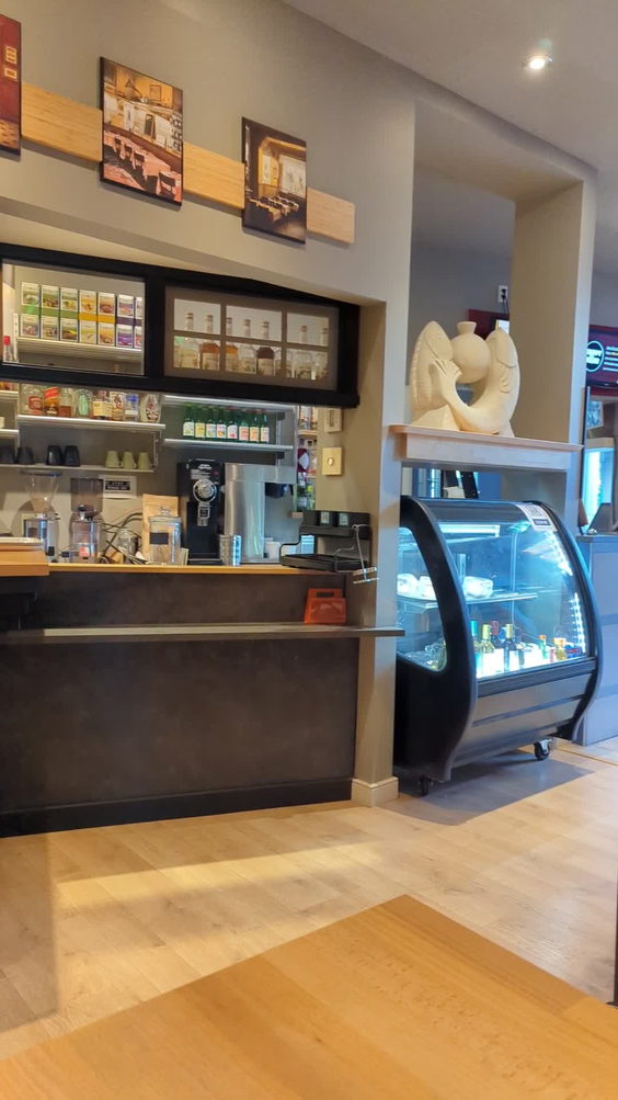 Charisma Cafe