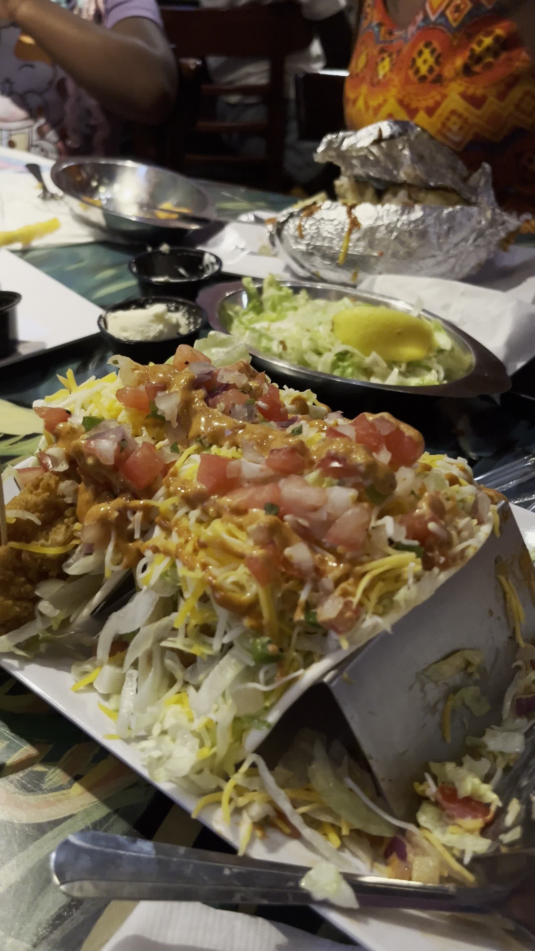 Fudpuckers Beachside Bar & Grill