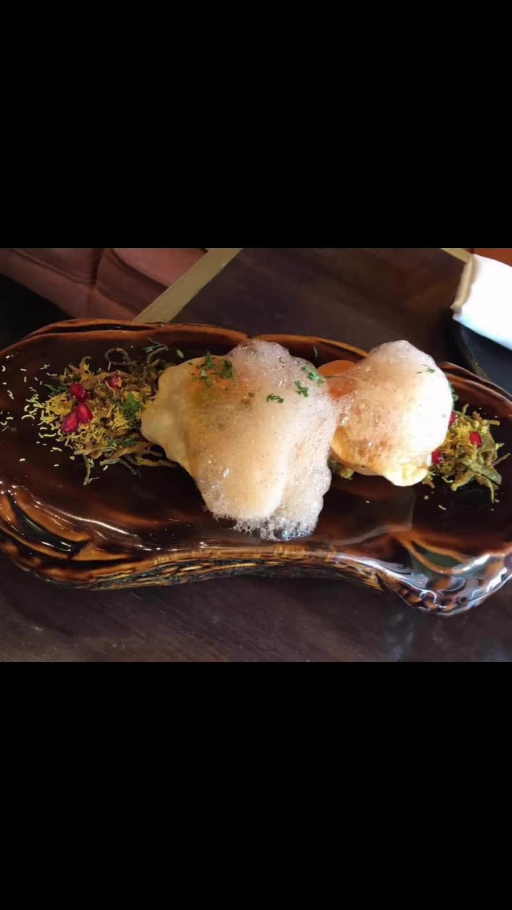 Video review of Farzi Cafe
