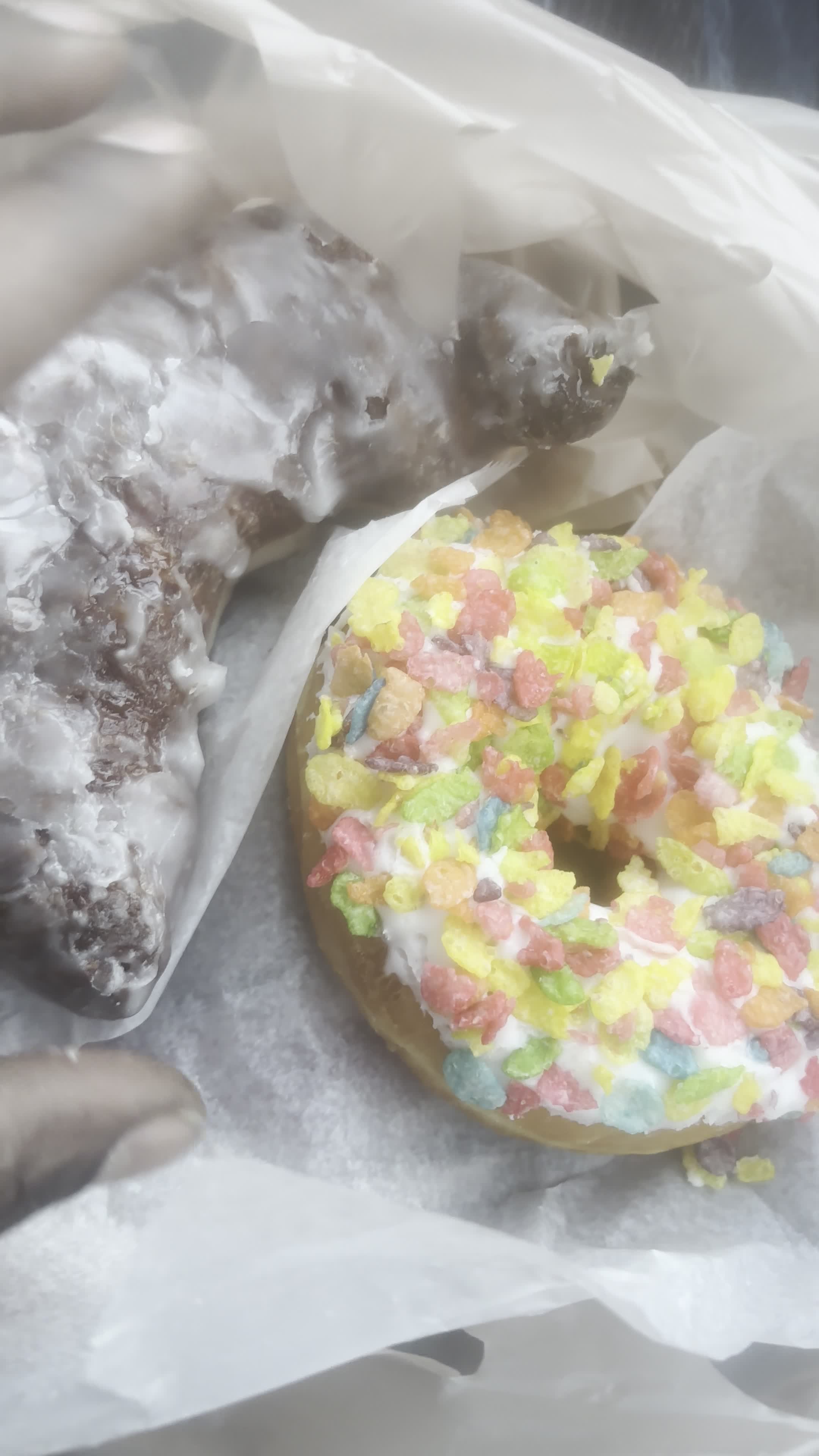 Video review of Strack & Van Til