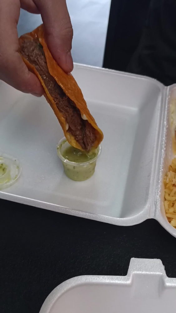 Vitos Tacos