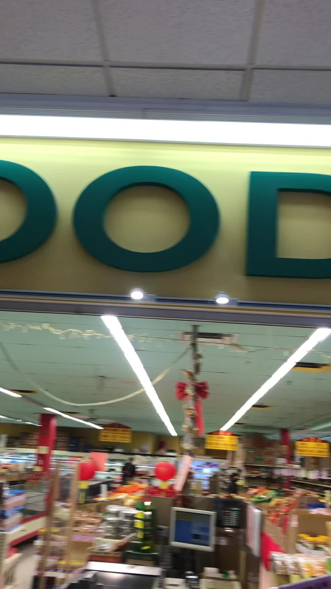 Lucky Foodmart