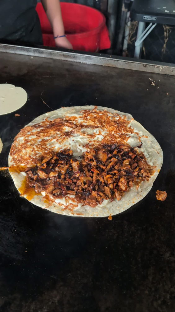Johnny’s Birria and Tacos