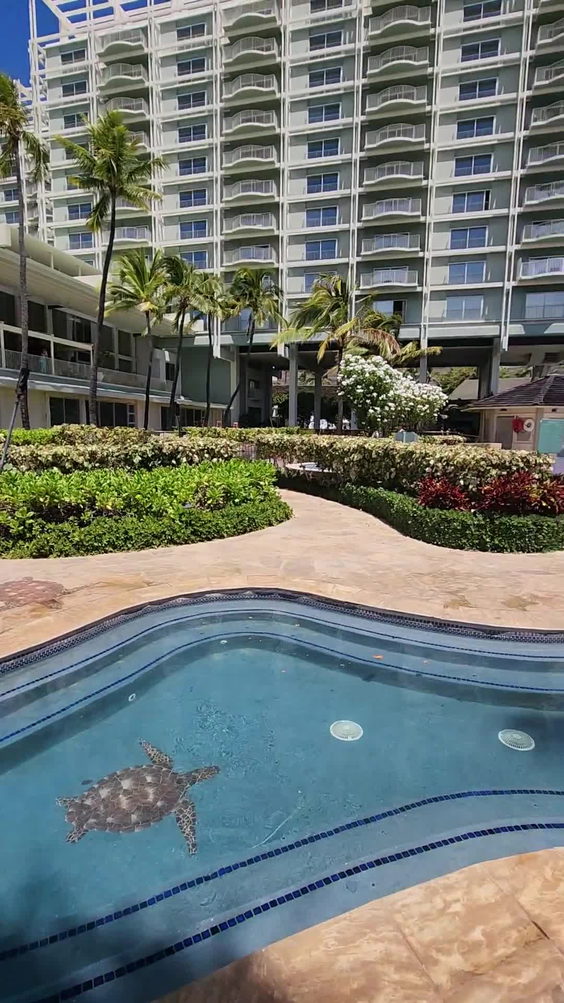 Kahala Hotel & Resort
