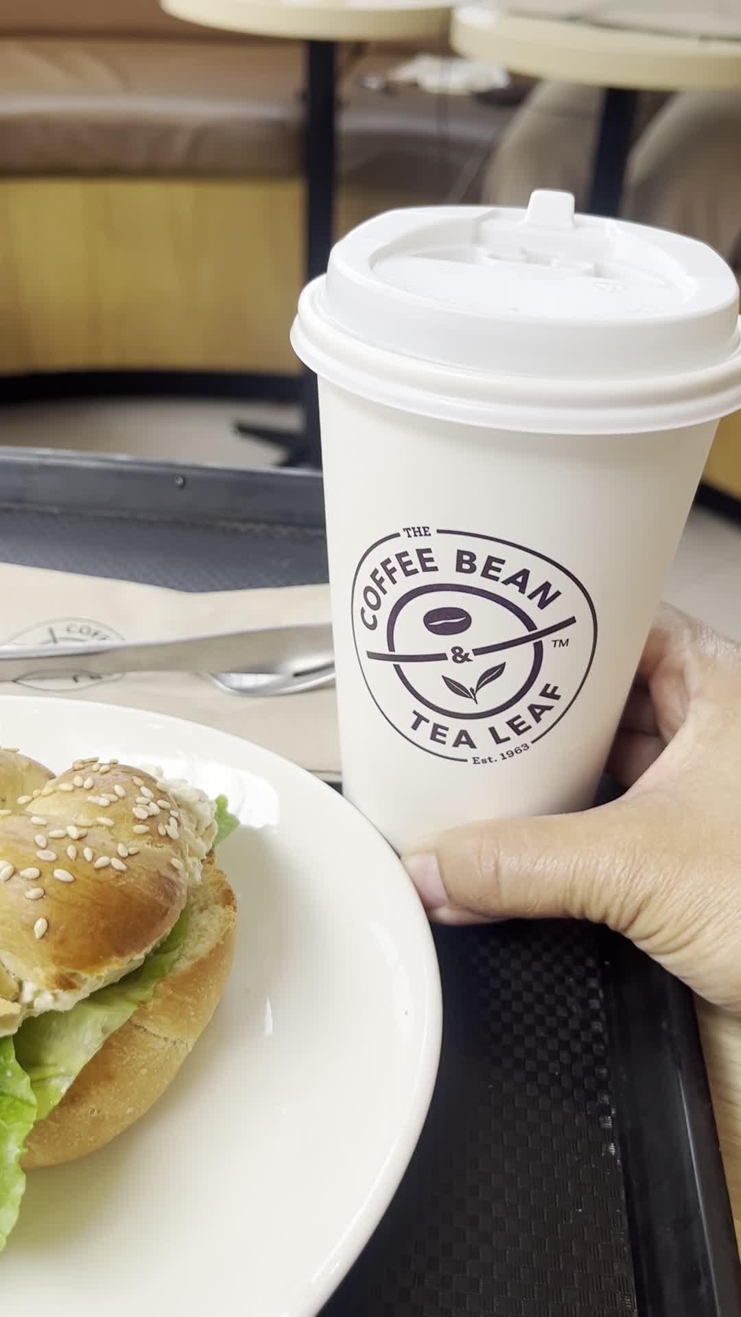 Coffee Bean & Tea Leaf