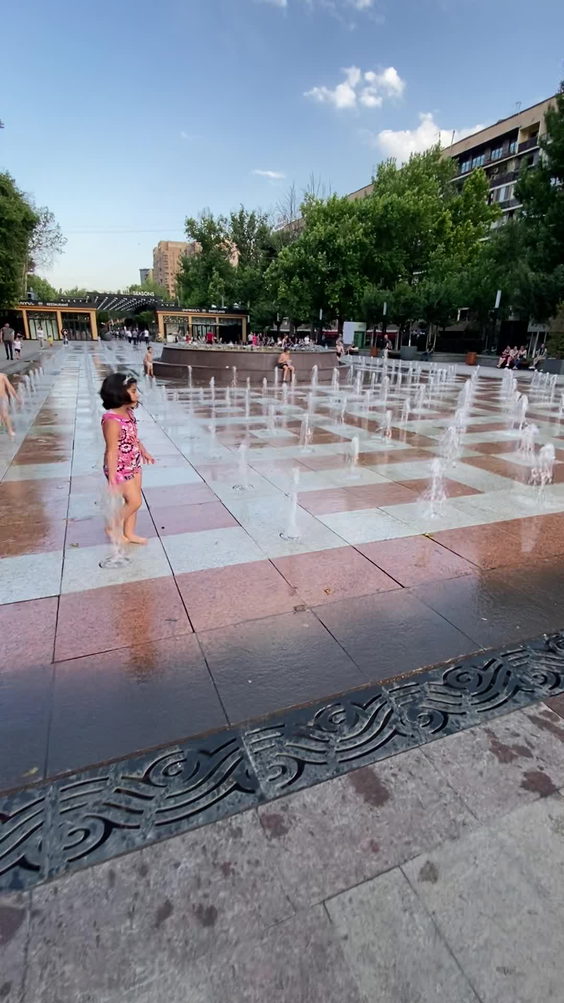 Mashtots Park