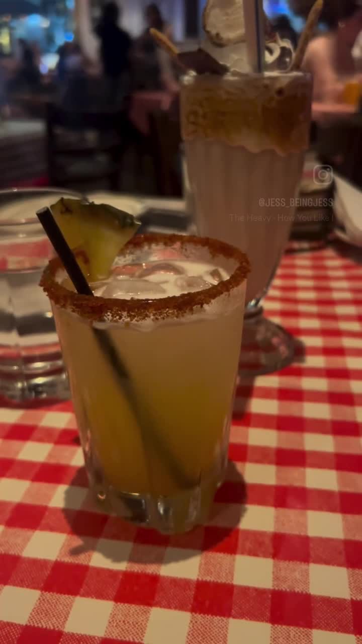 Video review of Bill's Bar & Burger