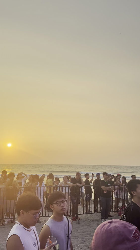 Mona Liza Surf Centre
