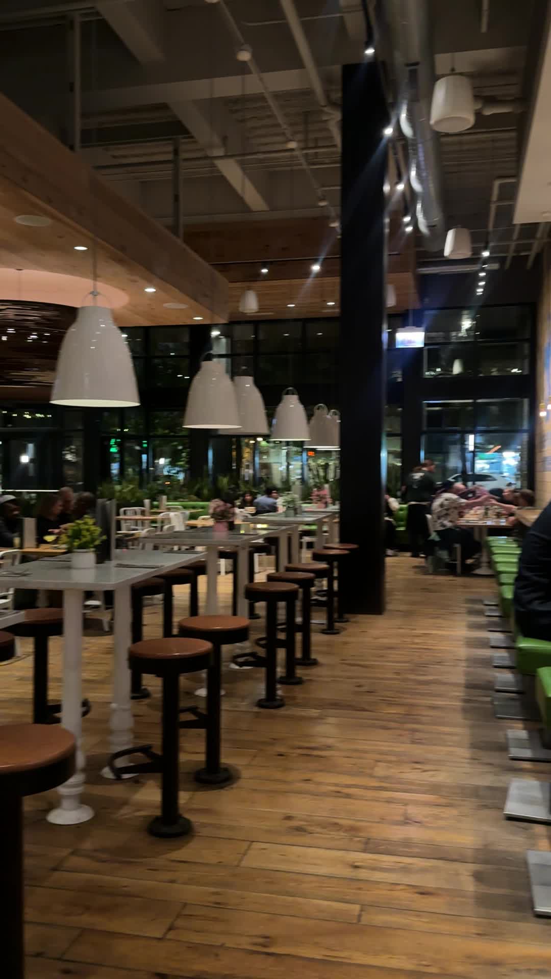 Video review of True Food Kitchen