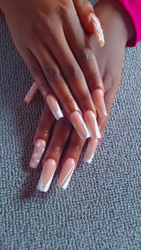 Nail Tech