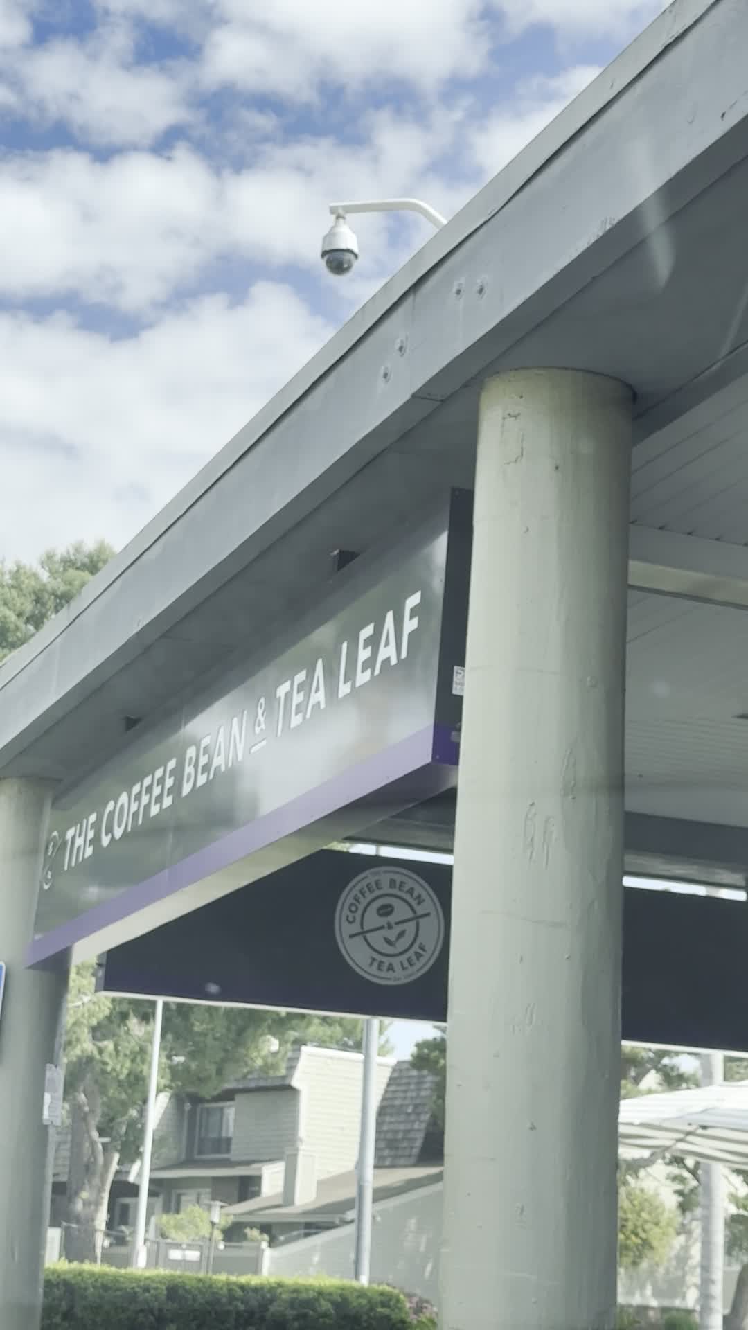 The Coffee Bean & Tea Leaf
