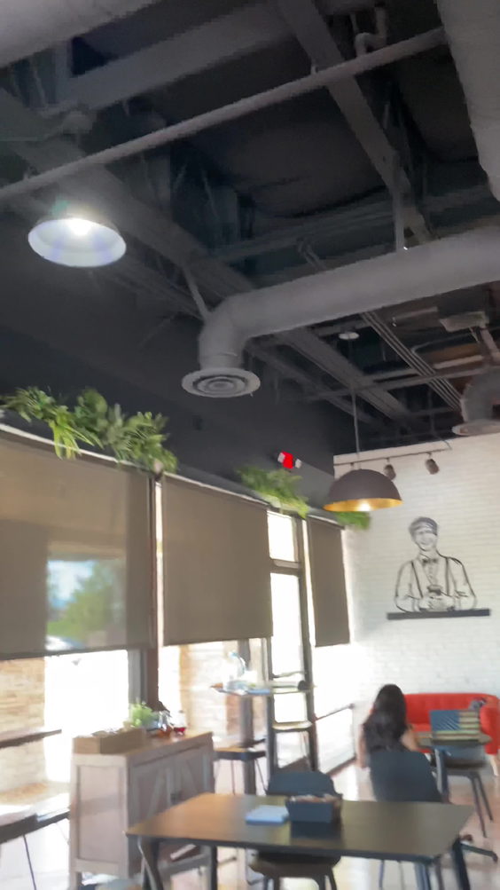 Squally’s Juice Bar and Cafe