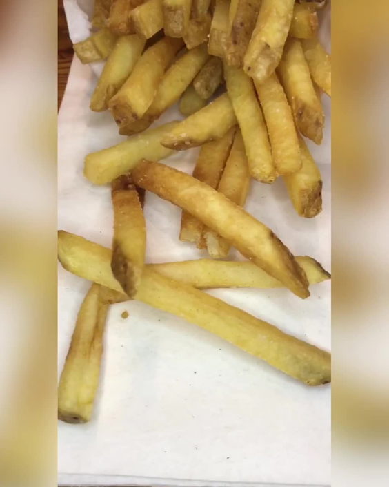 Harriet's Hamburgers | Optimist Hall