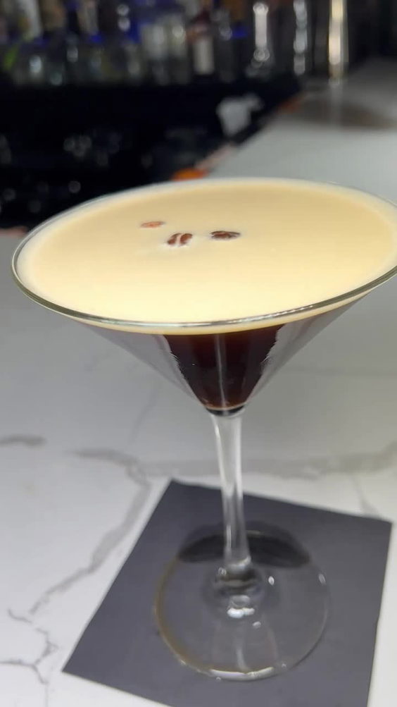 Avenue Social Kitchen & Cocktails