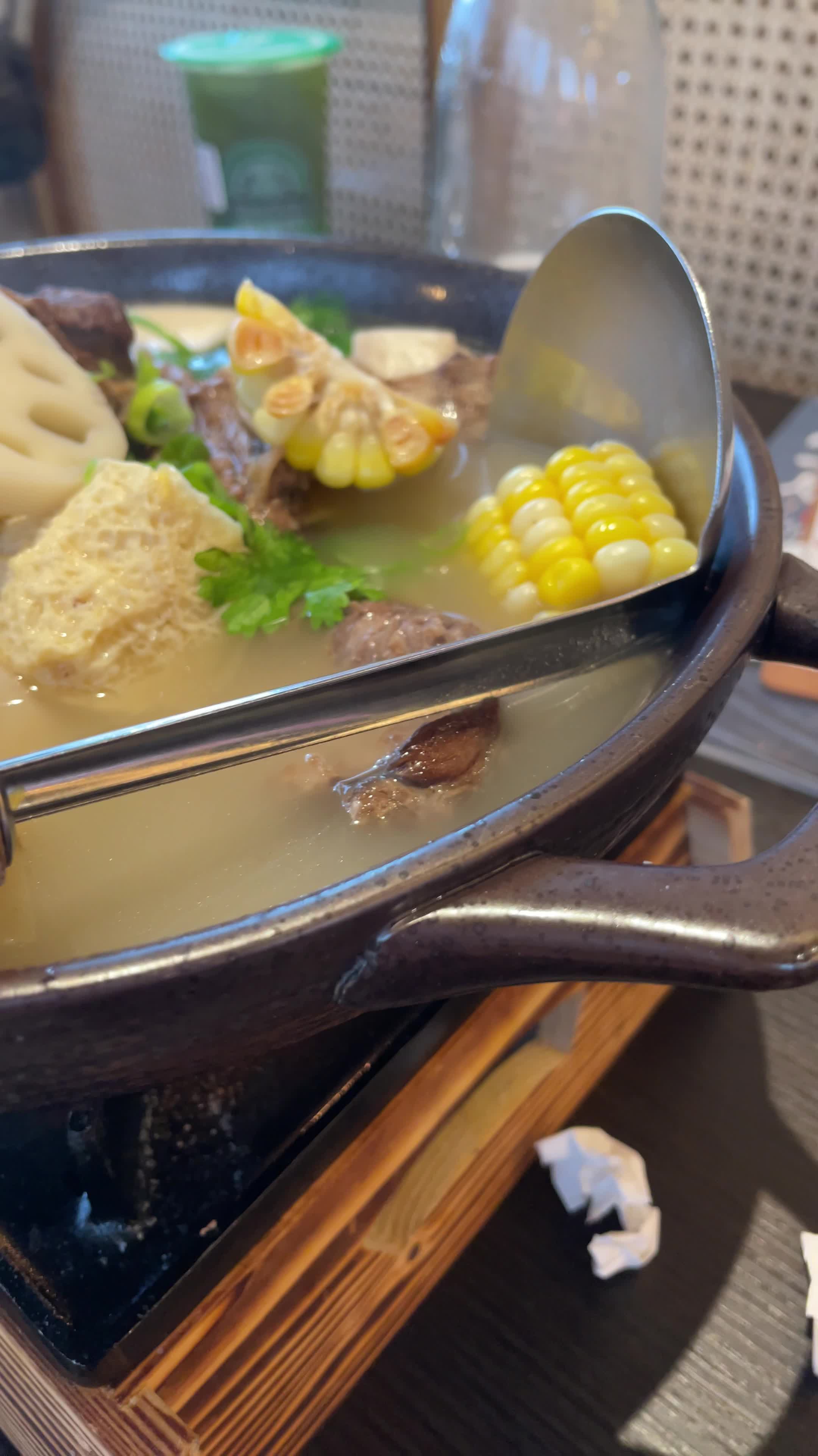 Du Hsiao Yueh 度小月