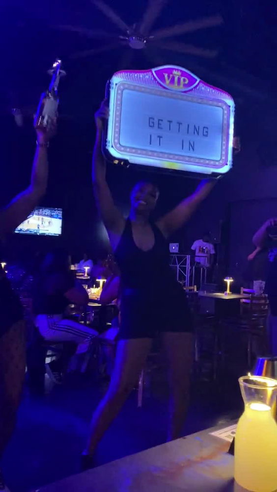 Rush bar & lounge