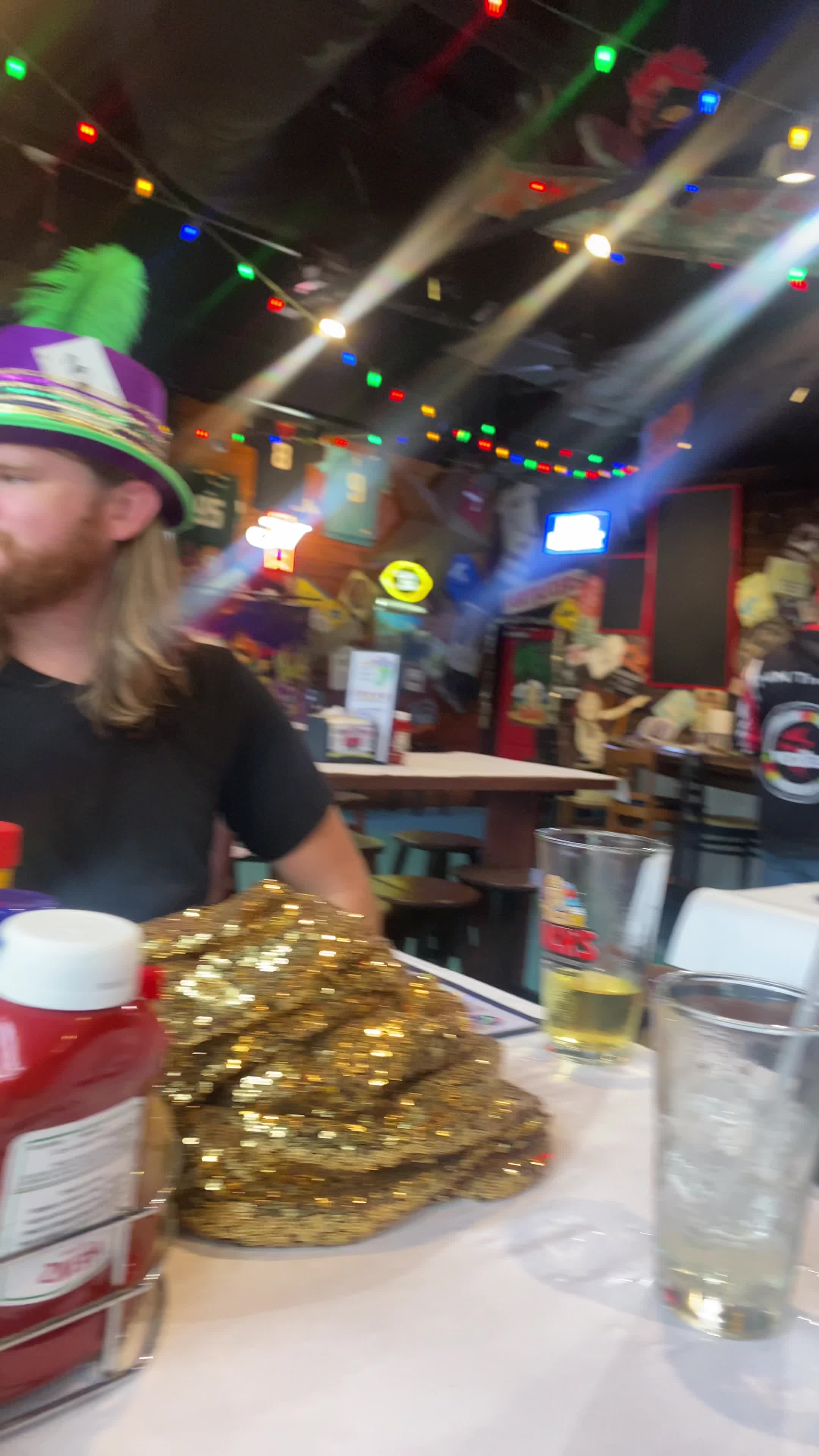 Video review of Dick's Last Resort