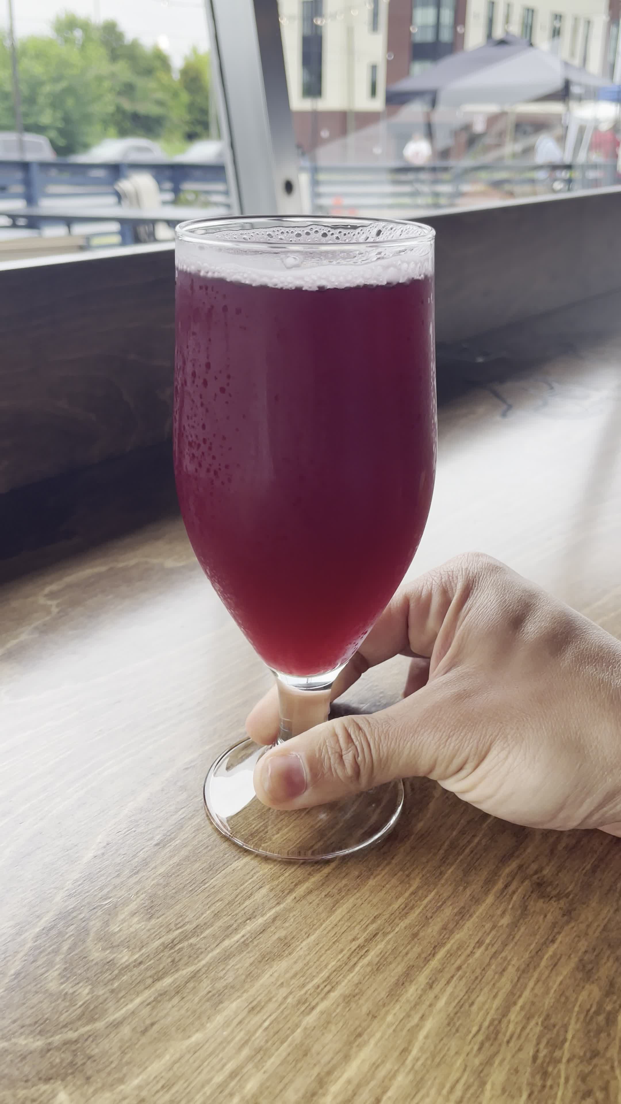 Video review of Xül Beer Company - Downtown