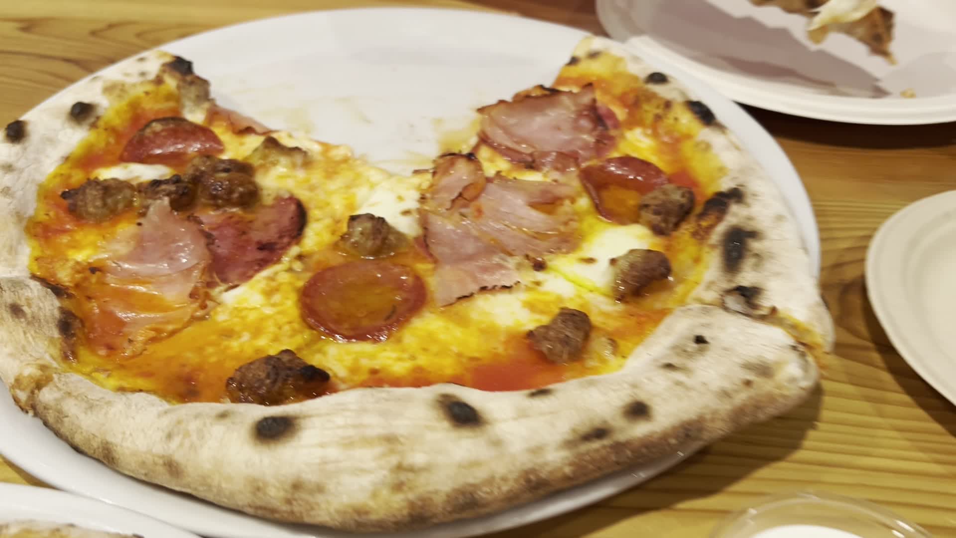 Village Pizza & Pints