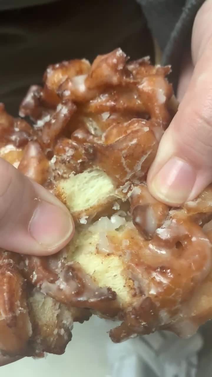 Video review of Cinotti's Bakery