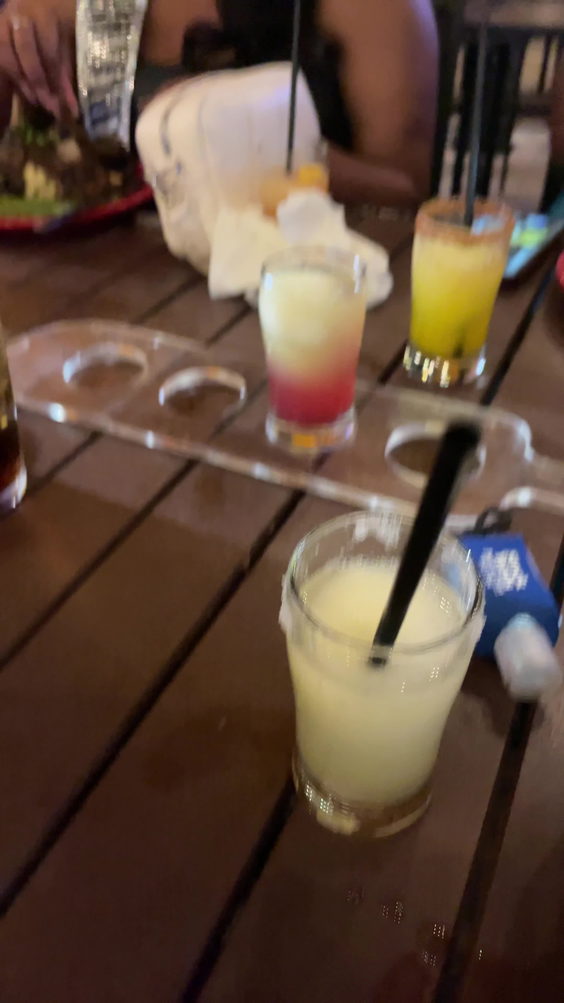 Monday Restaurant and Bar