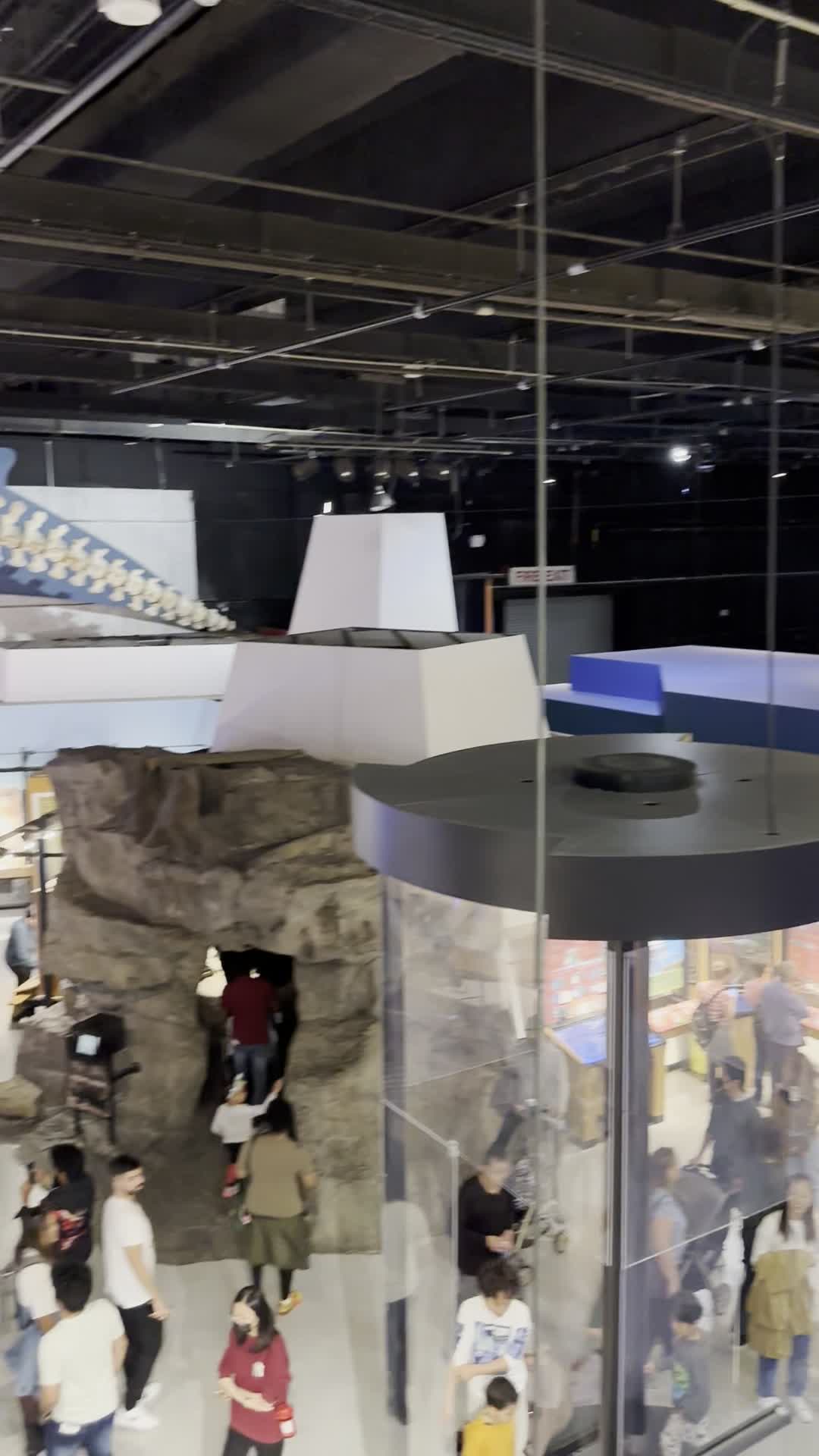 Video review of Ontario Science Centre