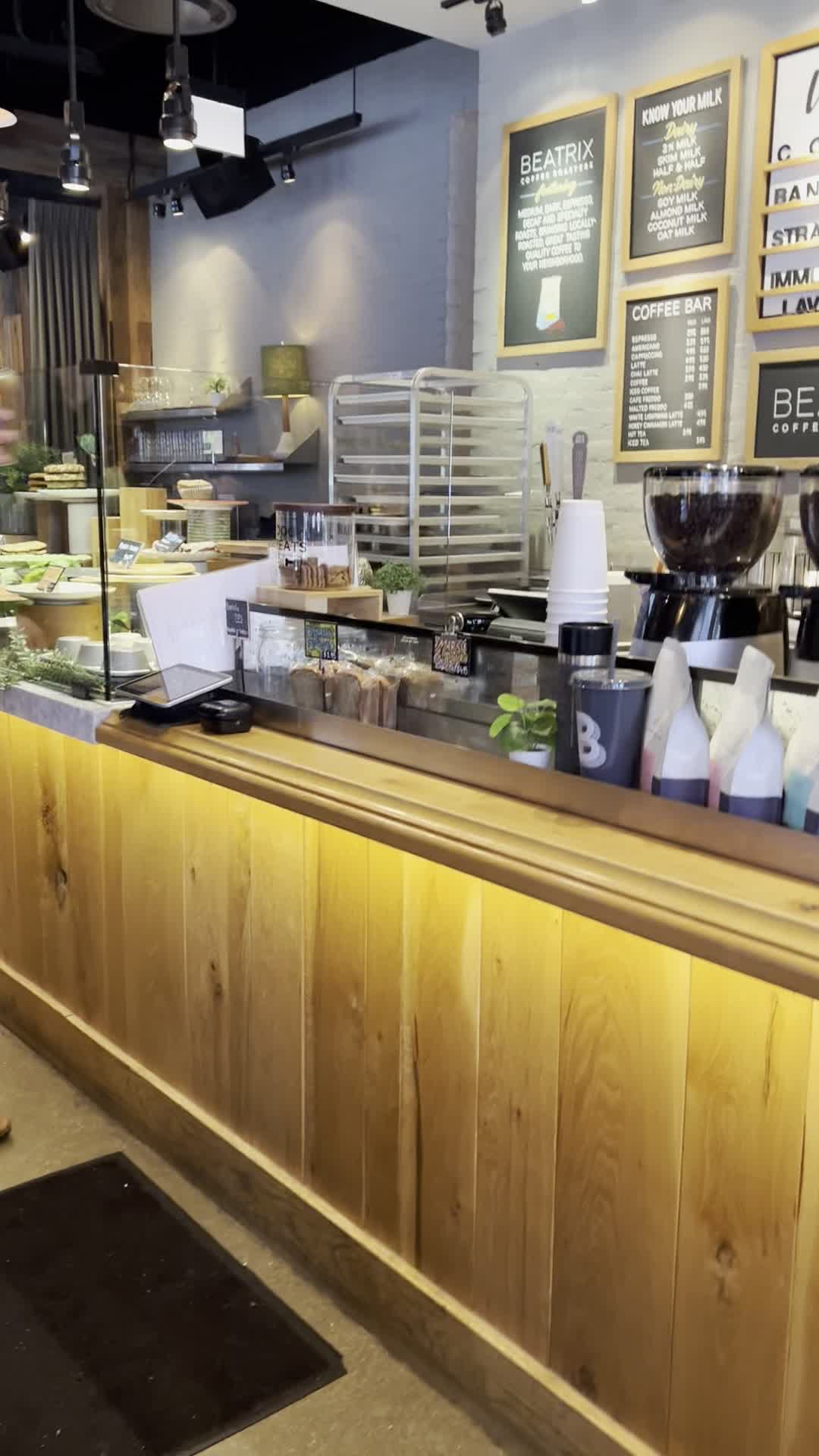 Video review of Beatrix