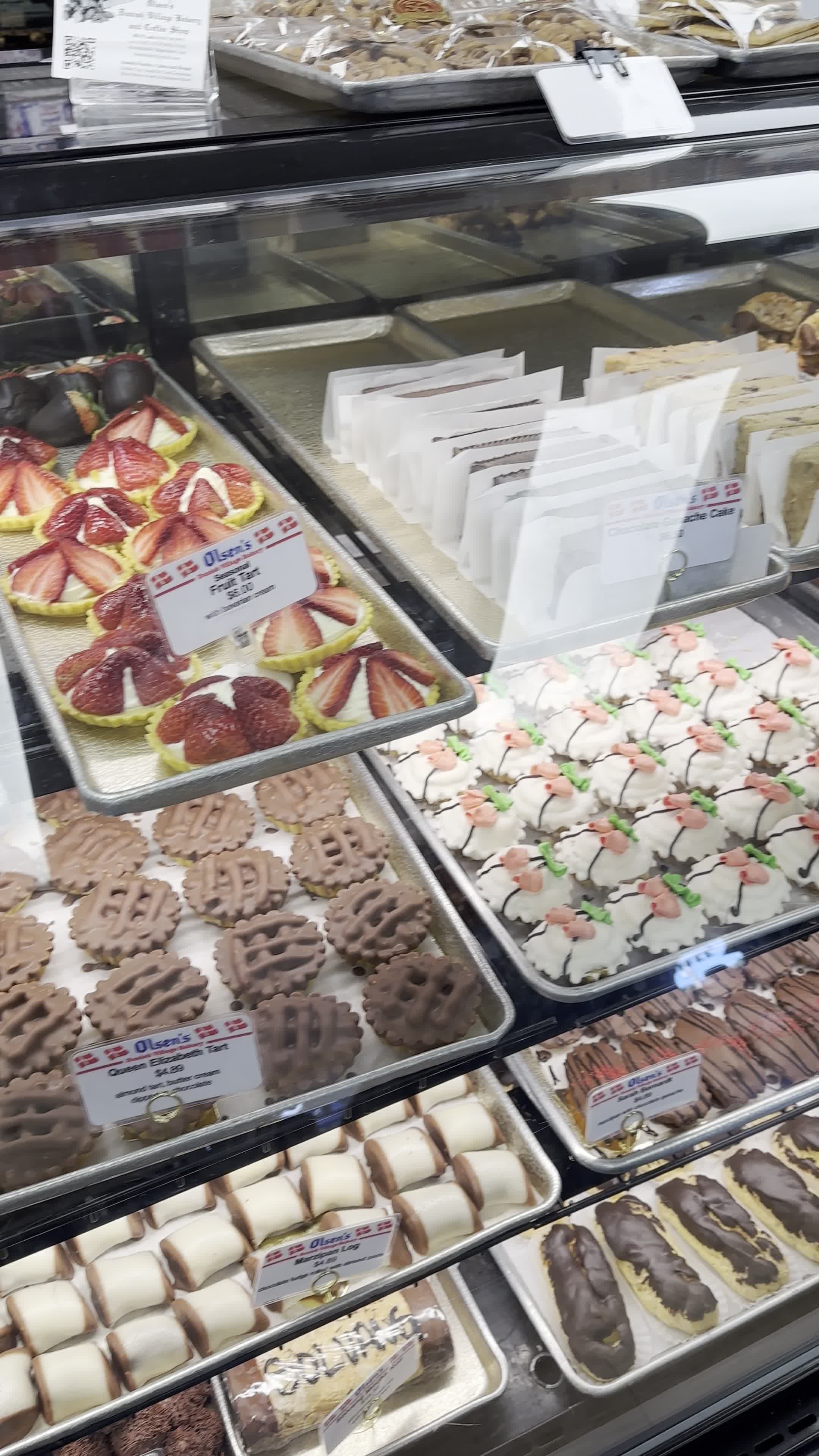Olsen's Danish Village Bakery