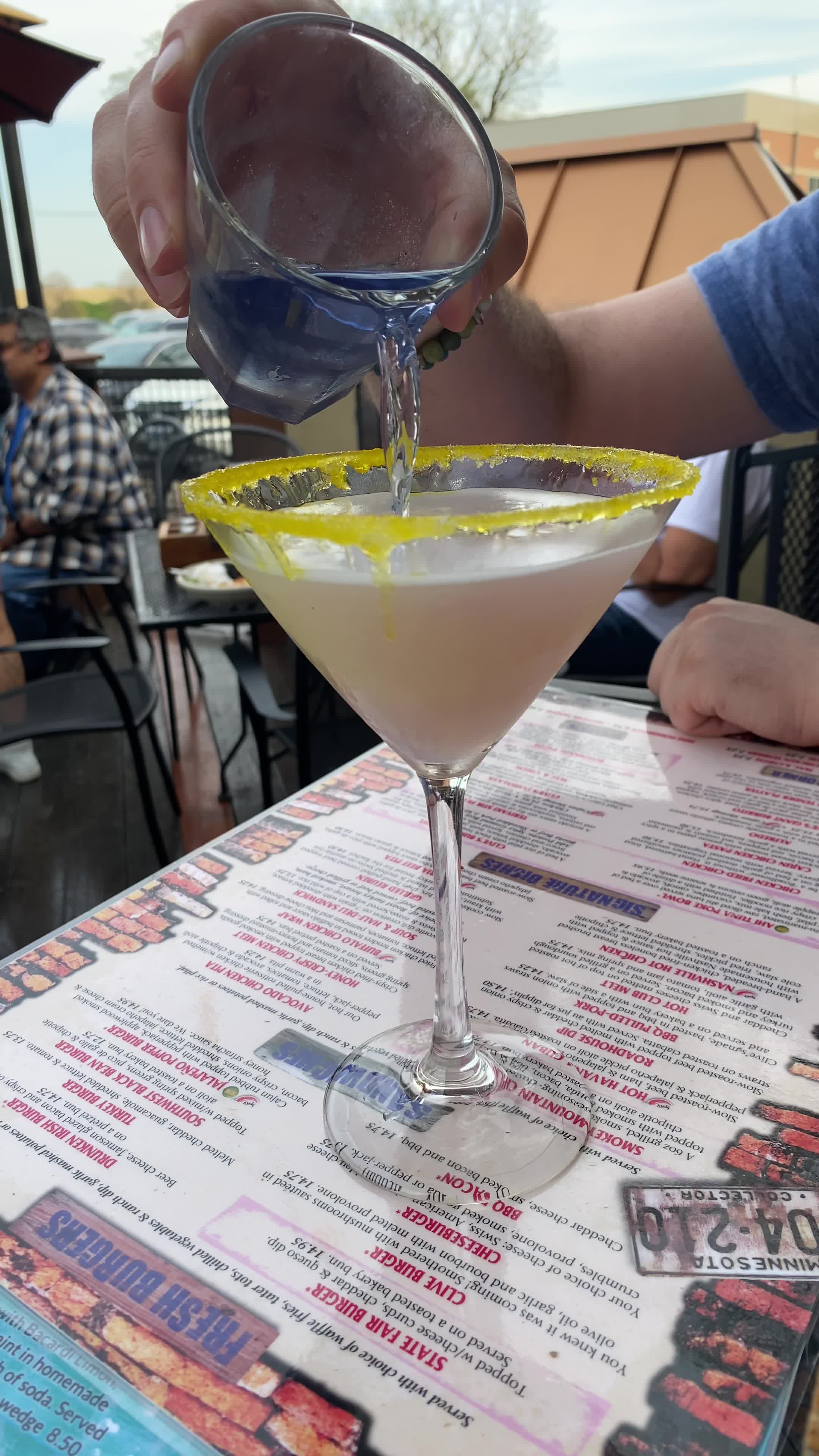 Video review of Clive's Roadhouse