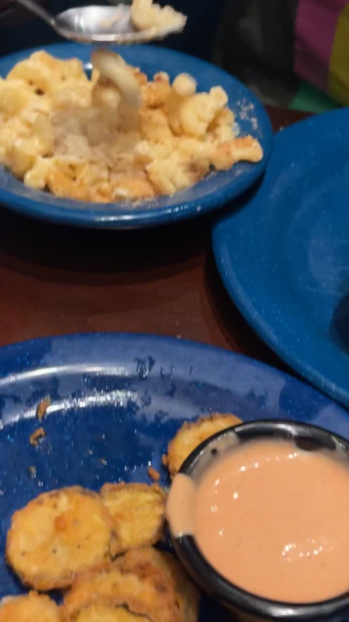 Mojo Federal Swine & Spirits