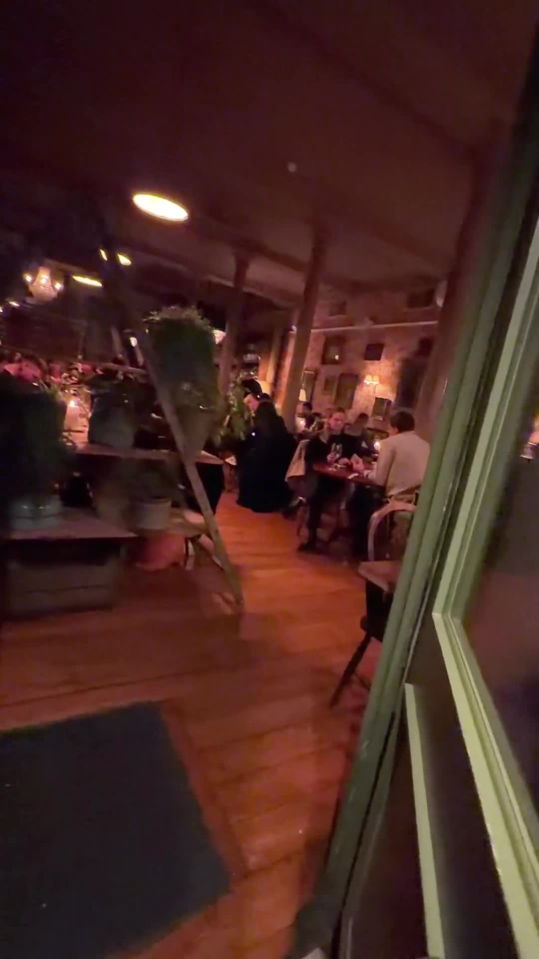 Video review of Megan's Old Town