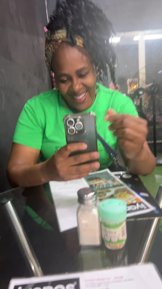 Iyanas Restaurant
