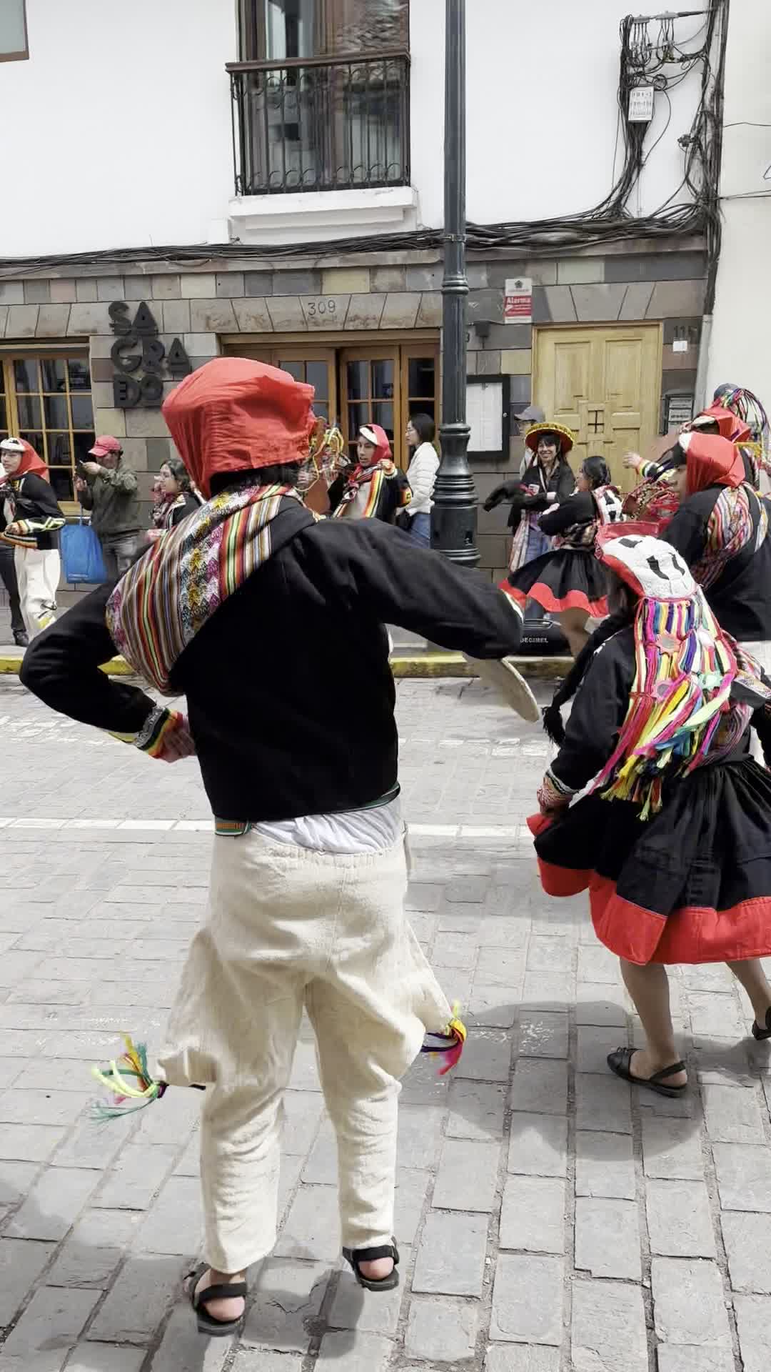 Video review of Plaza de Armas de Cusco