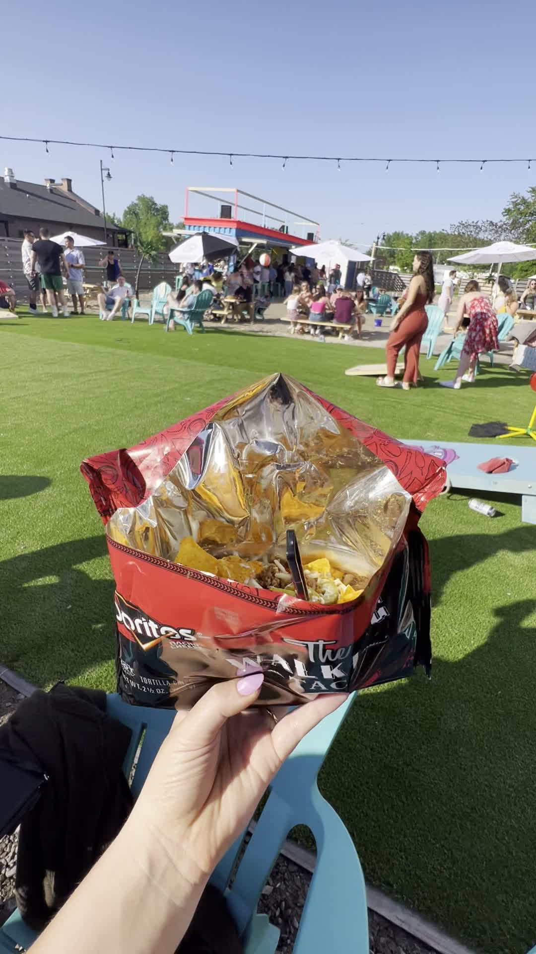 Papi's Waterfront & Beach Bar