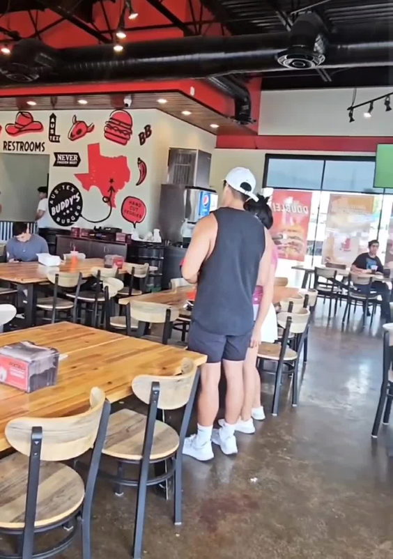 Buddys Burgers