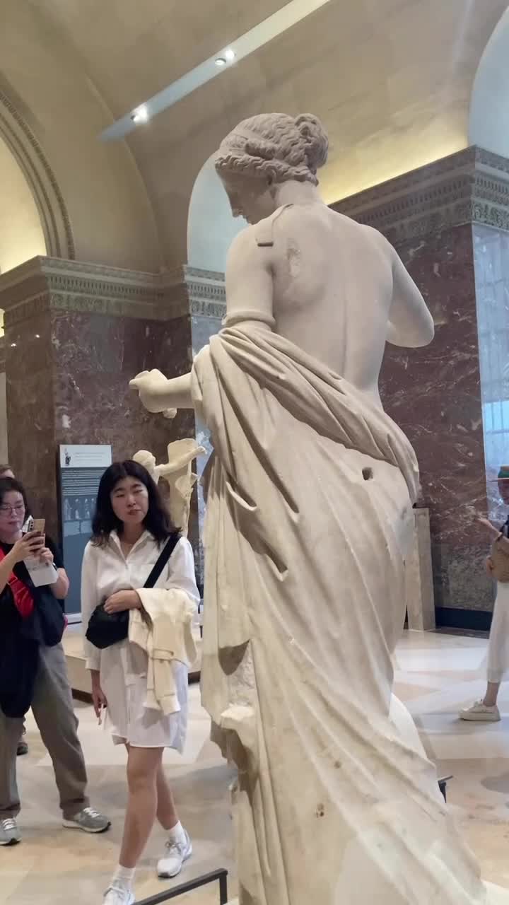 Louvre